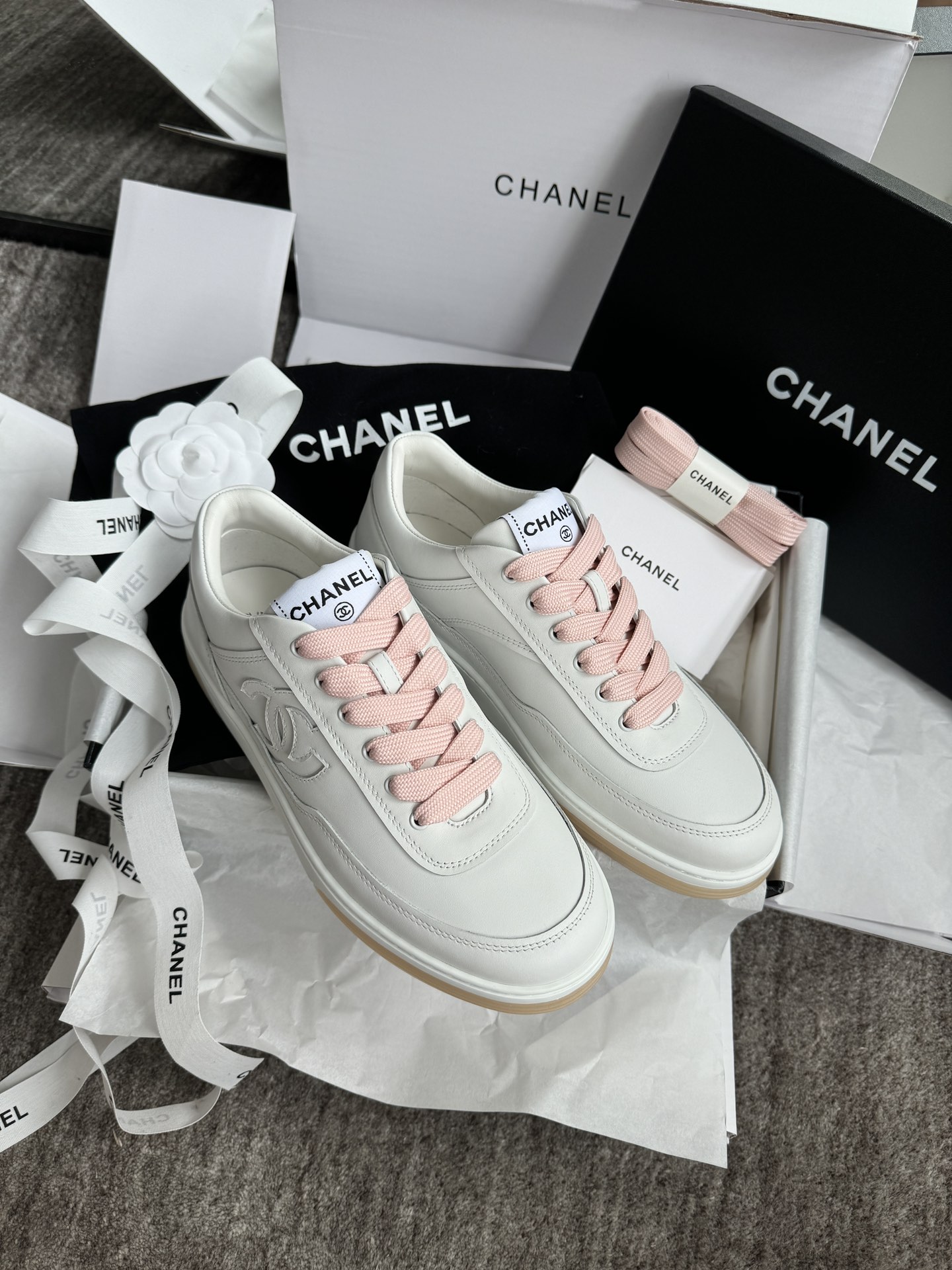 샤넬 CHANEL 스니커즈