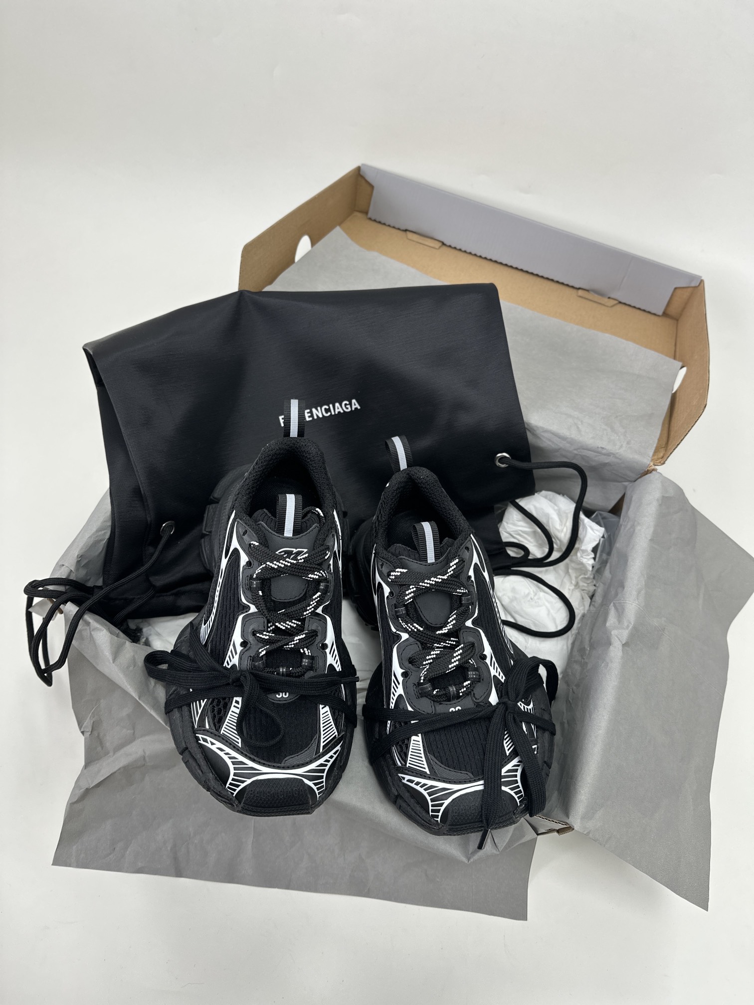 발렌시아가 Balenciaga 스니커즈