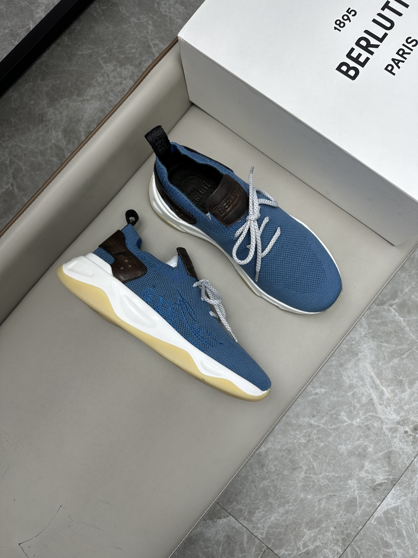 벨루티 Berluti 스니커즈