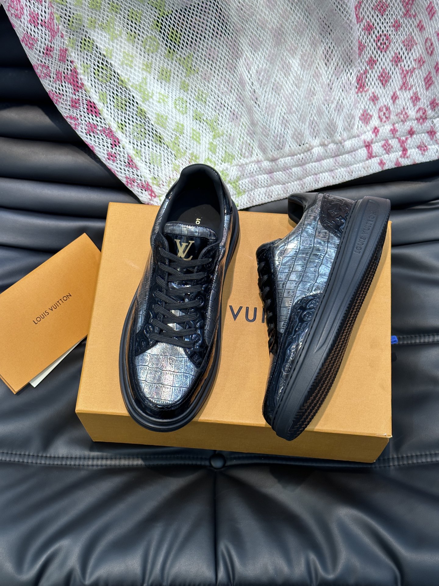 루이비통 Louis Vuitton 스니커즈