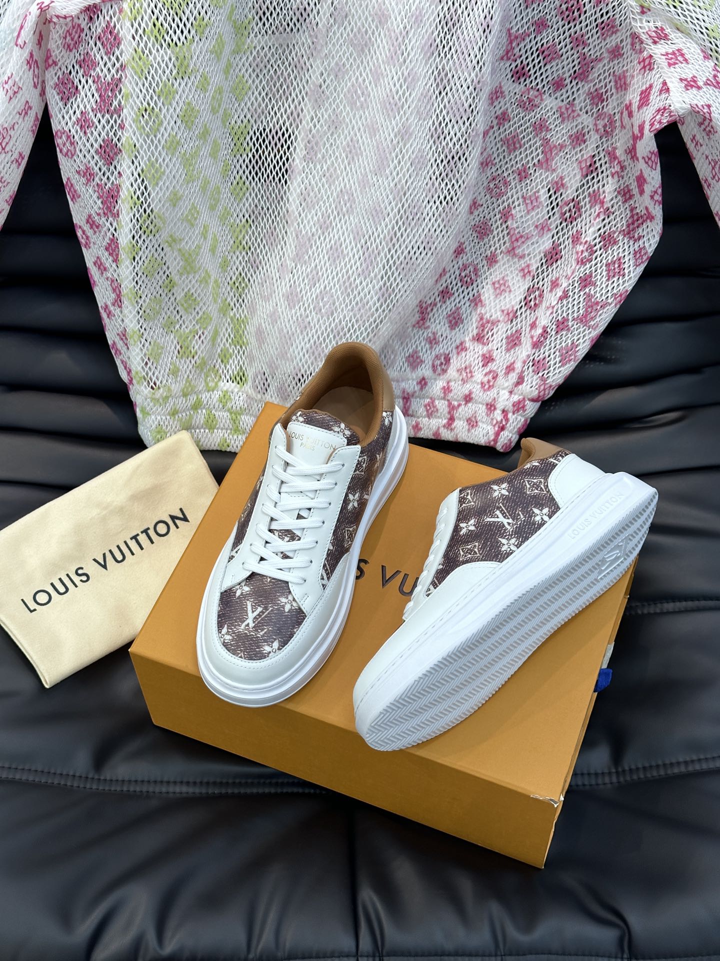 루이비통 Louis Vuitton 스니커즈