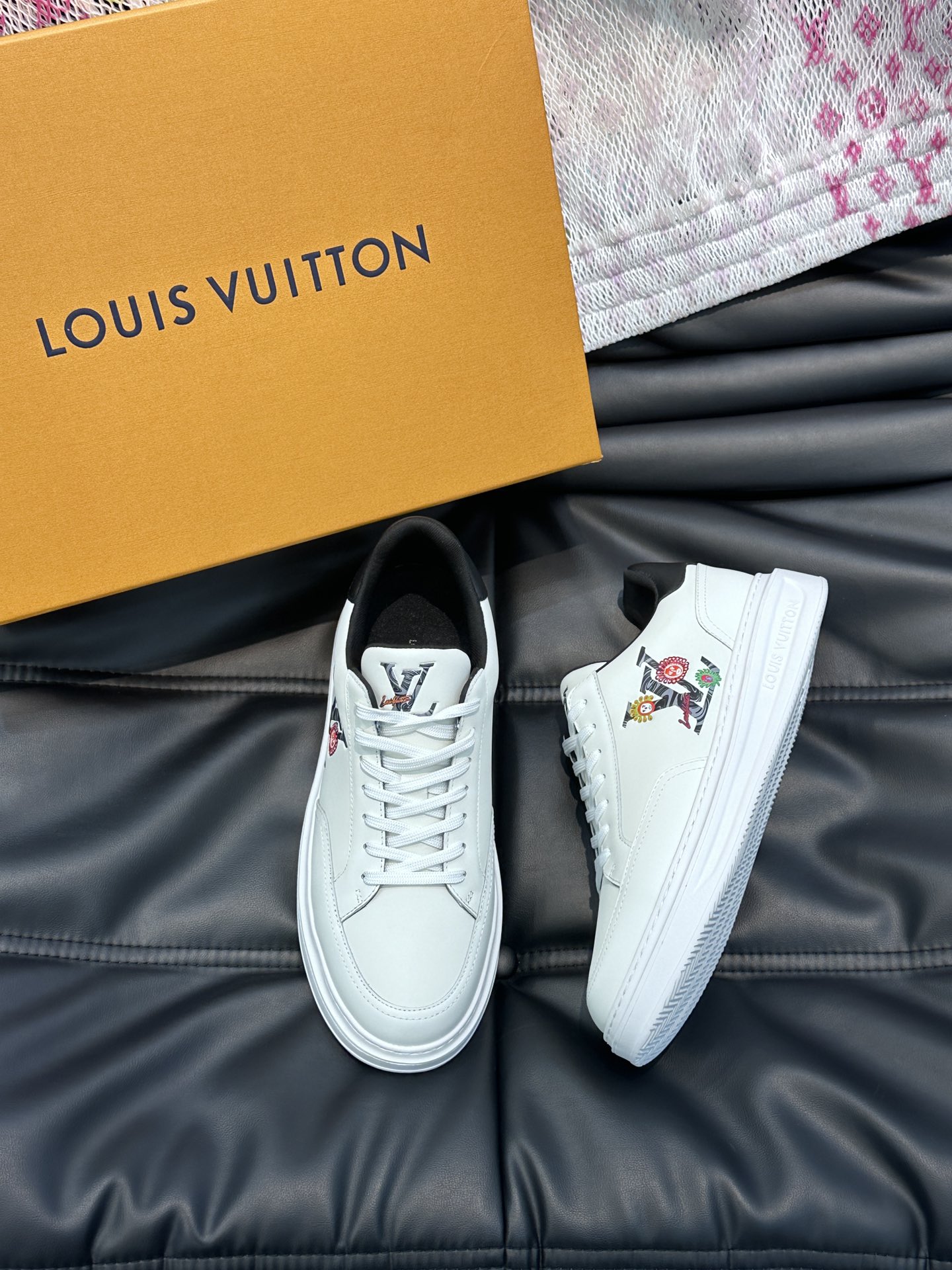 루이비통 Louis Vuitton 스니커즈