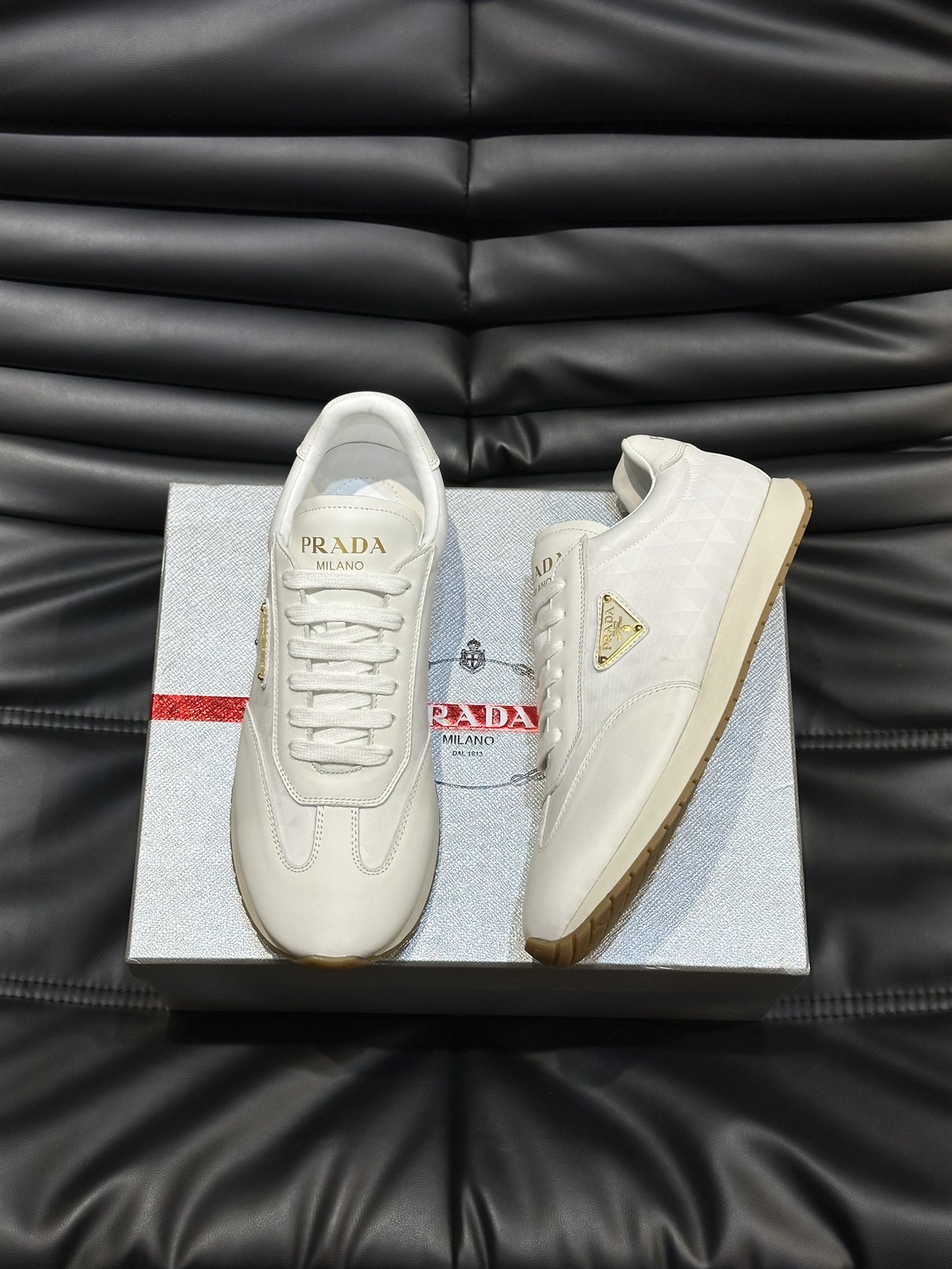 프라다 Prada 스니커즈