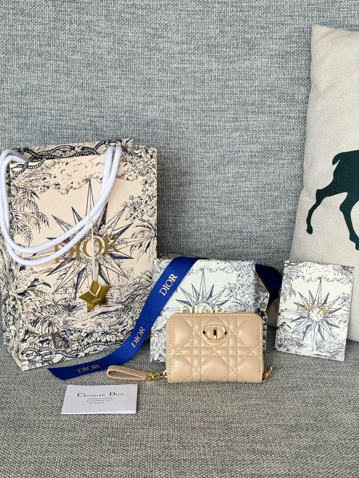 디올 Dior New Dior Caro 카드 케이스 11CM