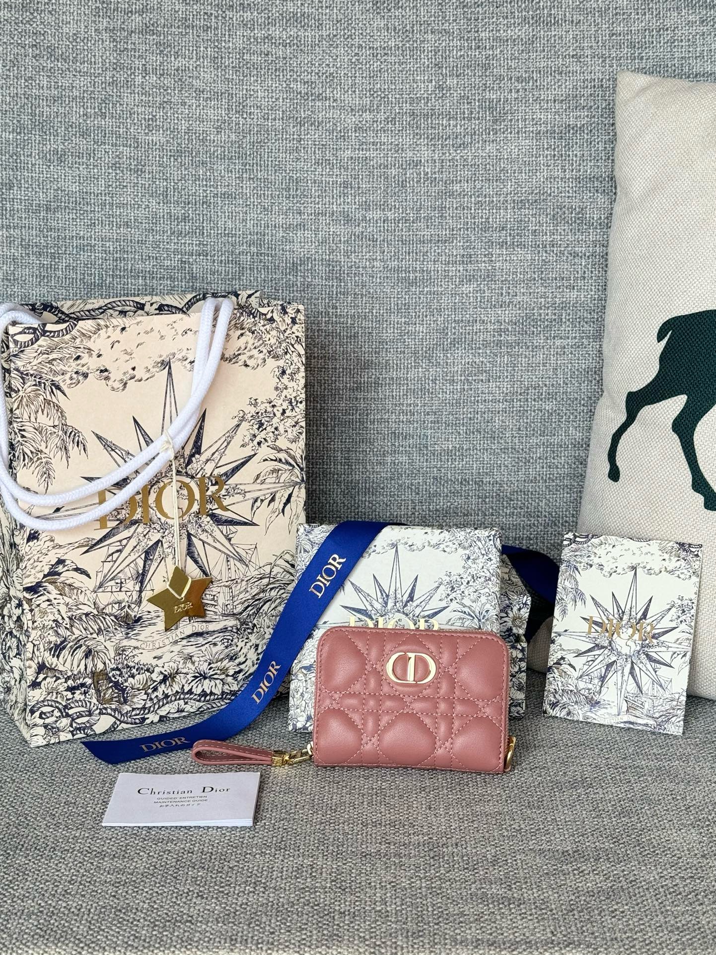 디올 Dior New Dior Caro 카드 케이스 11CM
