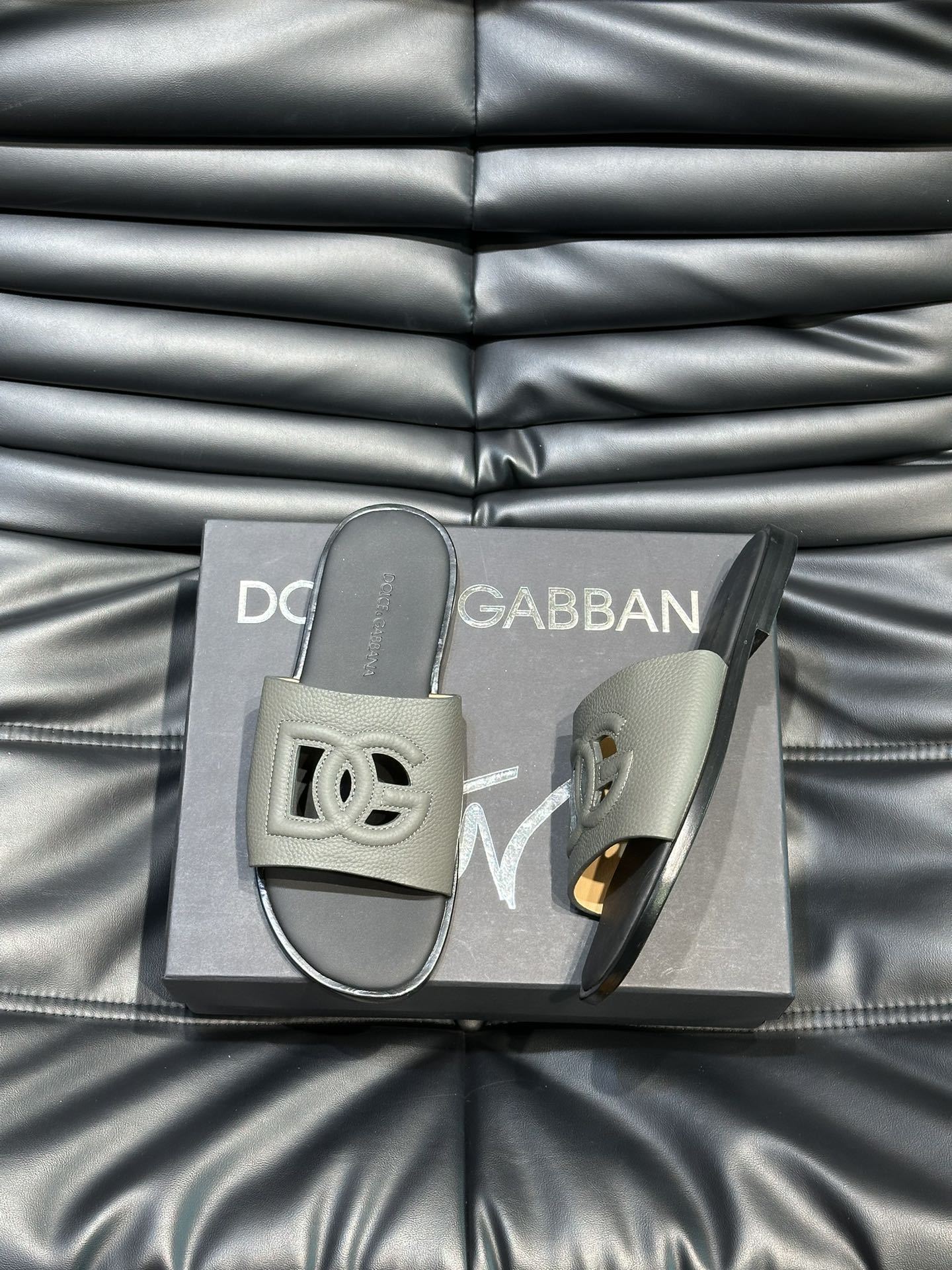 돌체앤가바나 Dolce&Gabbana 슬리퍼