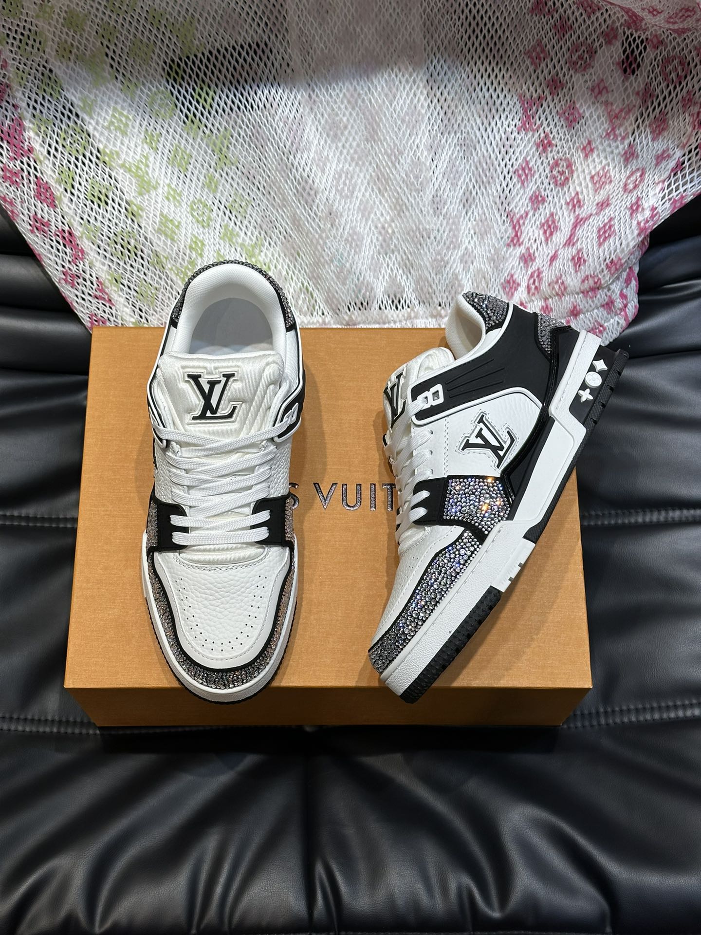 루이비통 Louis Vuitton 스니커즈