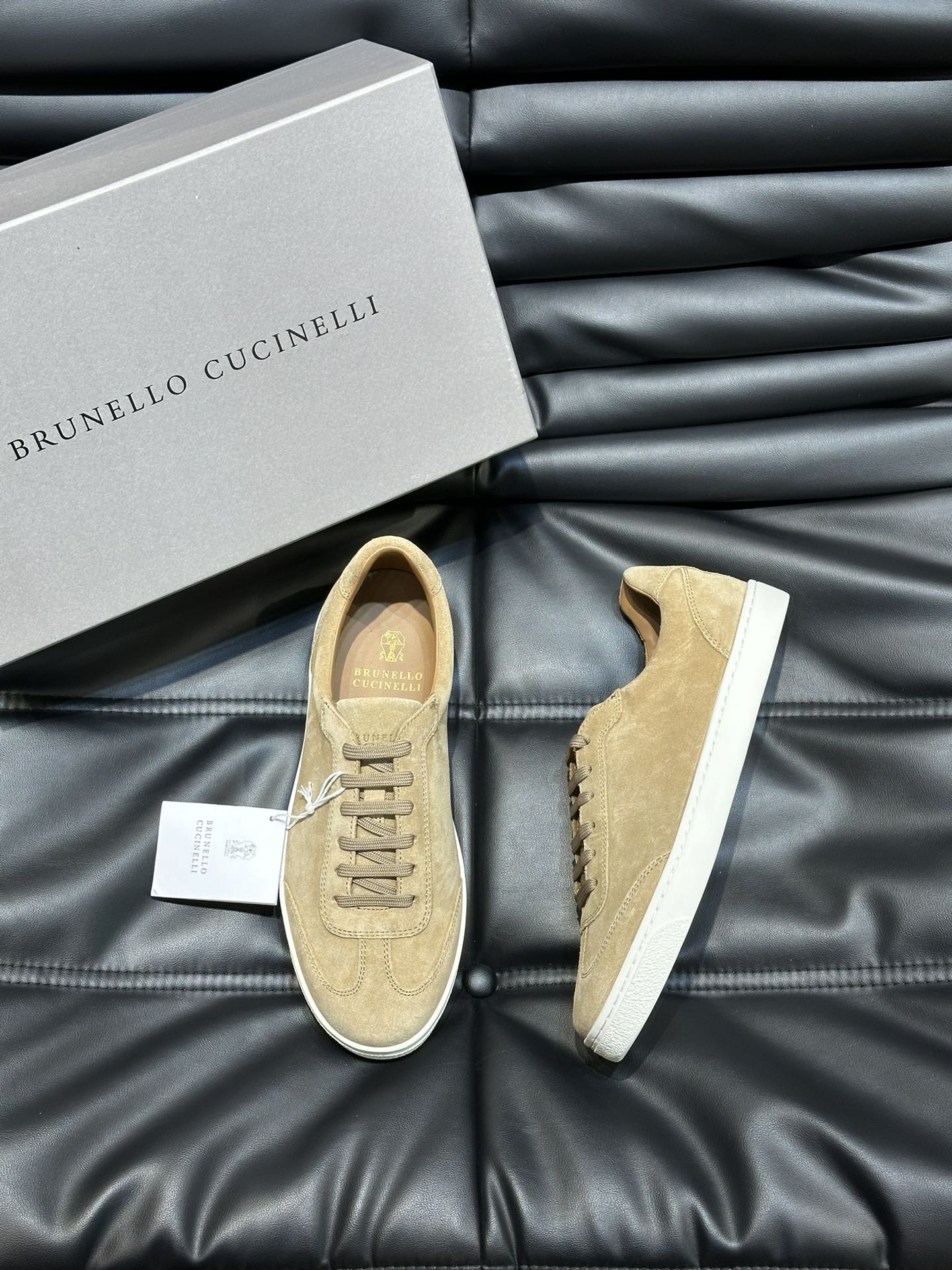 Brunello Cucinelli 스니커즈