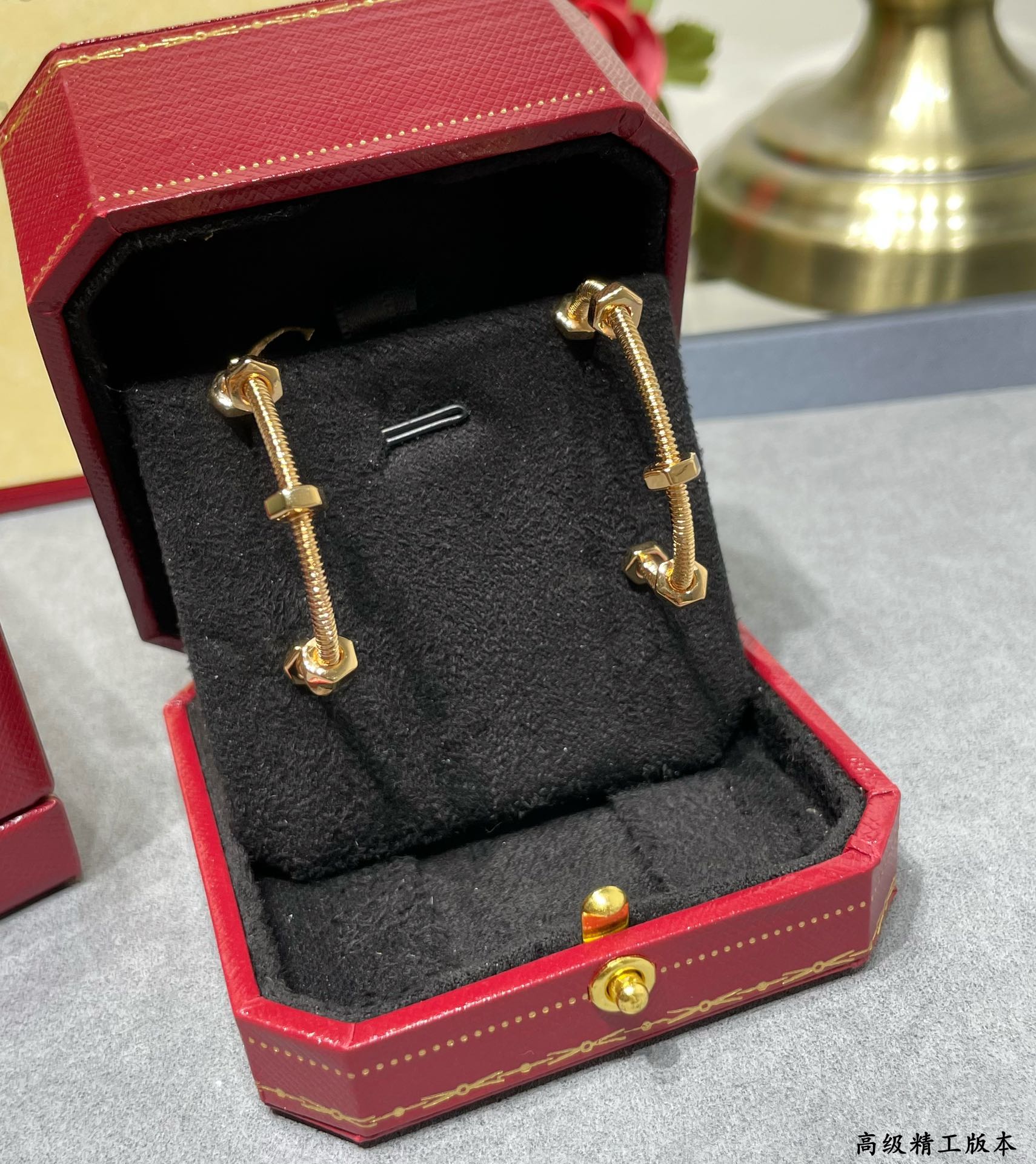 까르띠에 Cartier ECROU DE CARTIER 에크루 드 까르띠에 귀걸이  핑크 골드