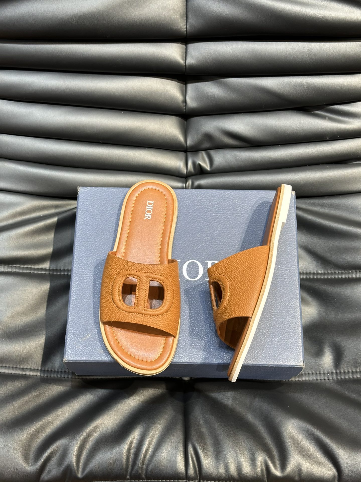 디올 Dior 슬리퍼