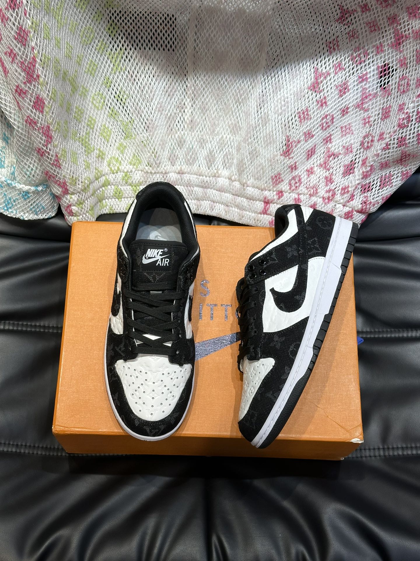 루이비통 LV TRAINER X NIKE 트레이너 스니커즈