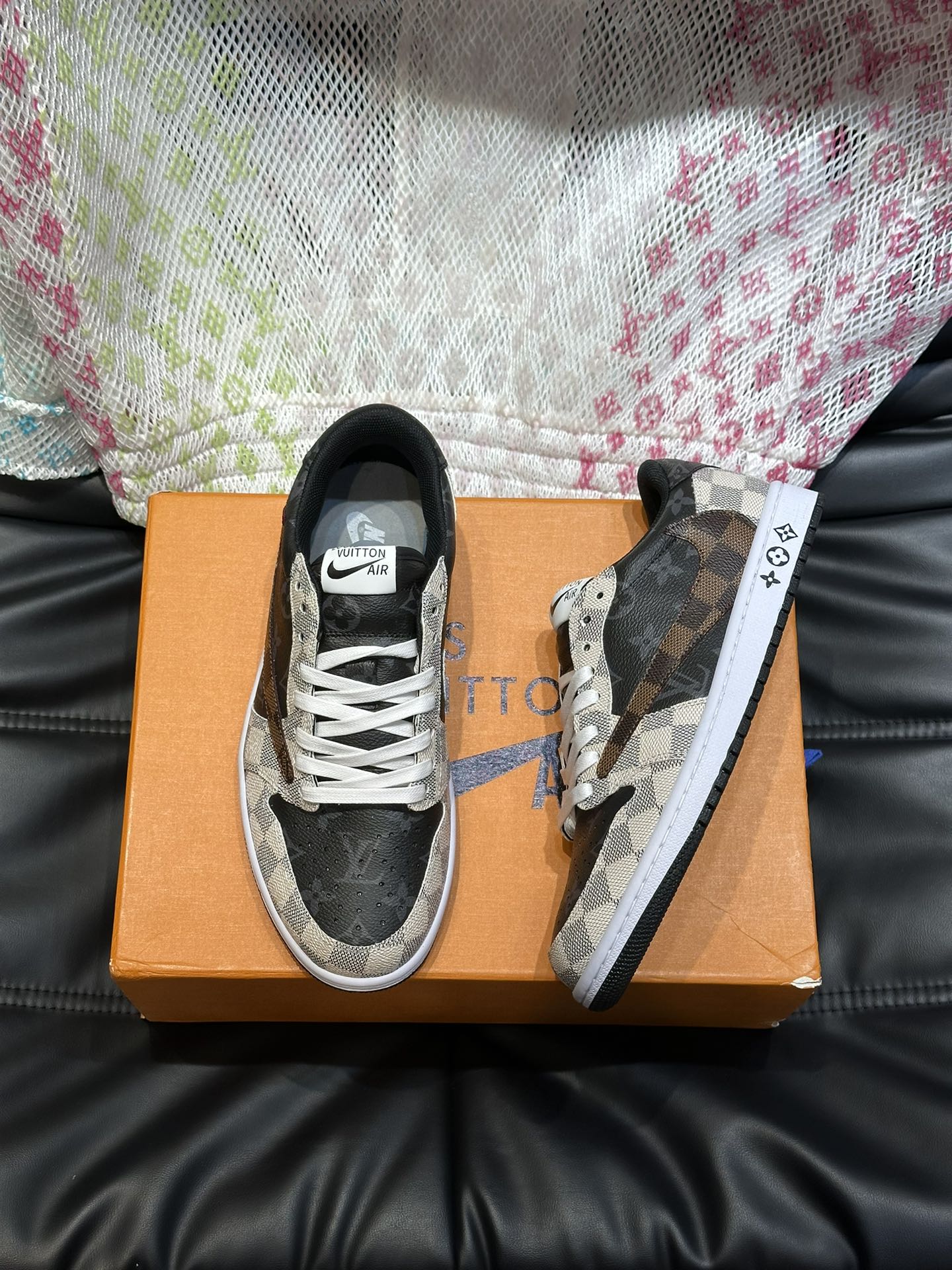 루이비통 LV TRAINER X NIKE 트레이너 스니커즈