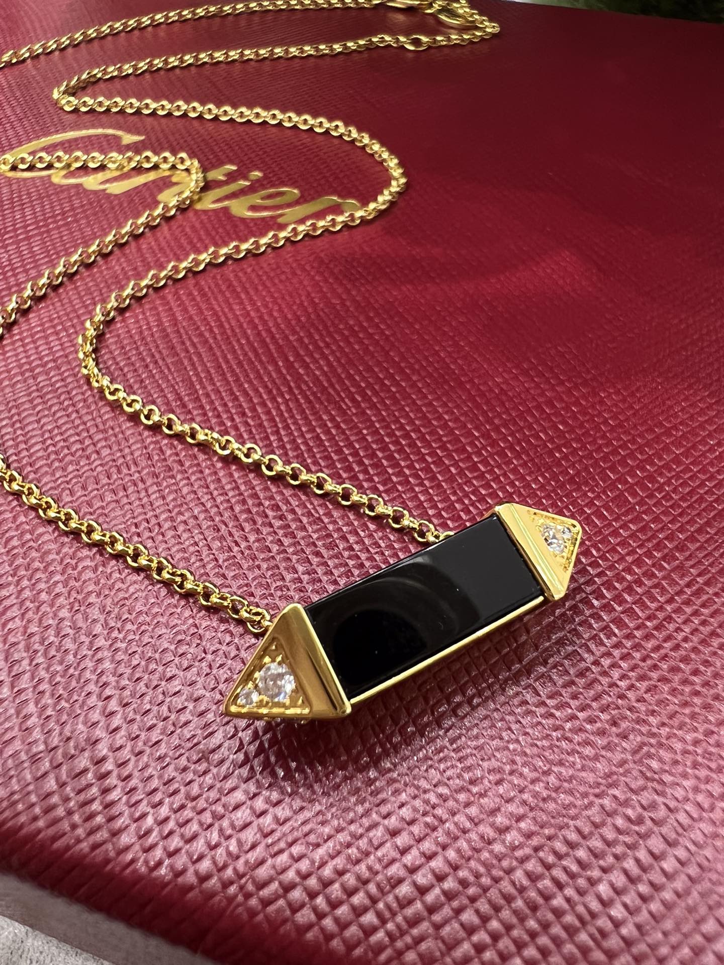 까르띠에 Cartier LES BERLINGOTS DE CARTIER 레 베를랭고 드 까르띠에 목걸이