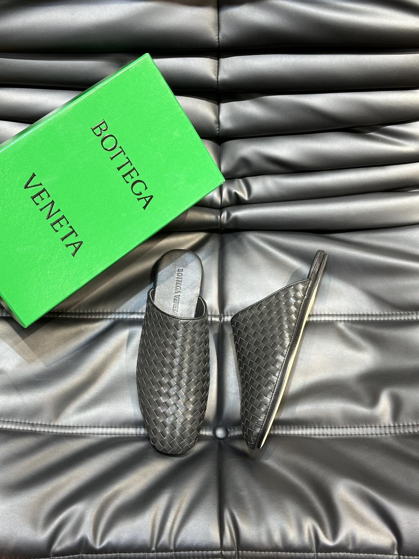 보테가 베네타 Bottega Veneta 슬리퍼