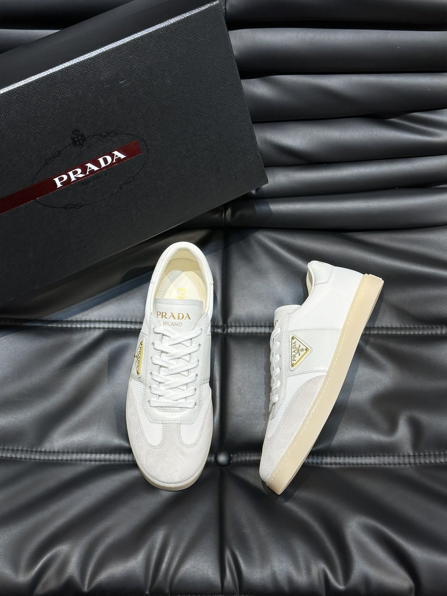 프라다 Prada 스니커즈