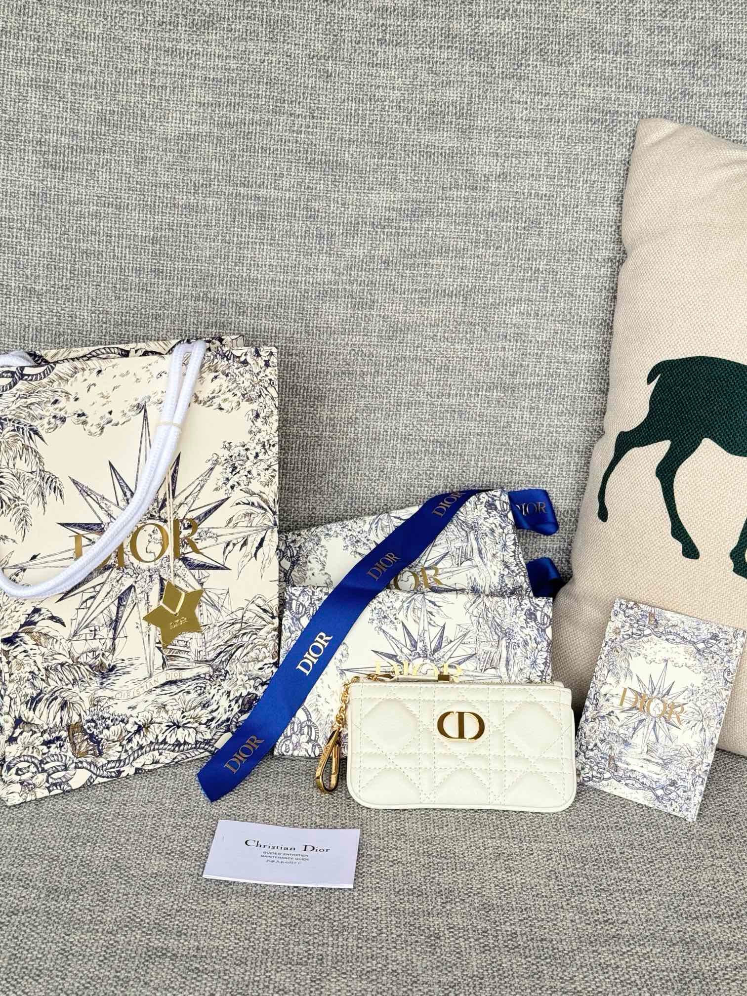 디올 Dior 30 Montaigne Glycine S5158UWHC-M30G 카드 케이스 14.5CM