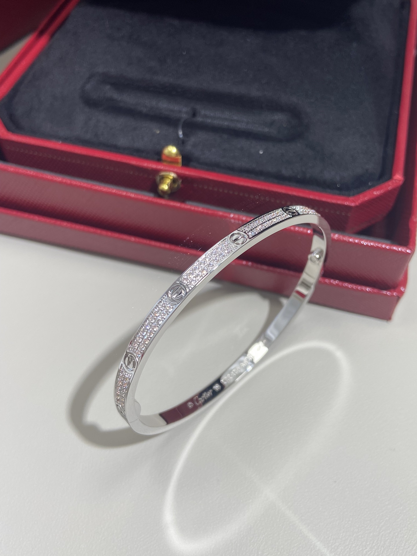 까르띠에 Cartier LOVE 러브 팔찌 화이트 골드 3.65mm N6710817