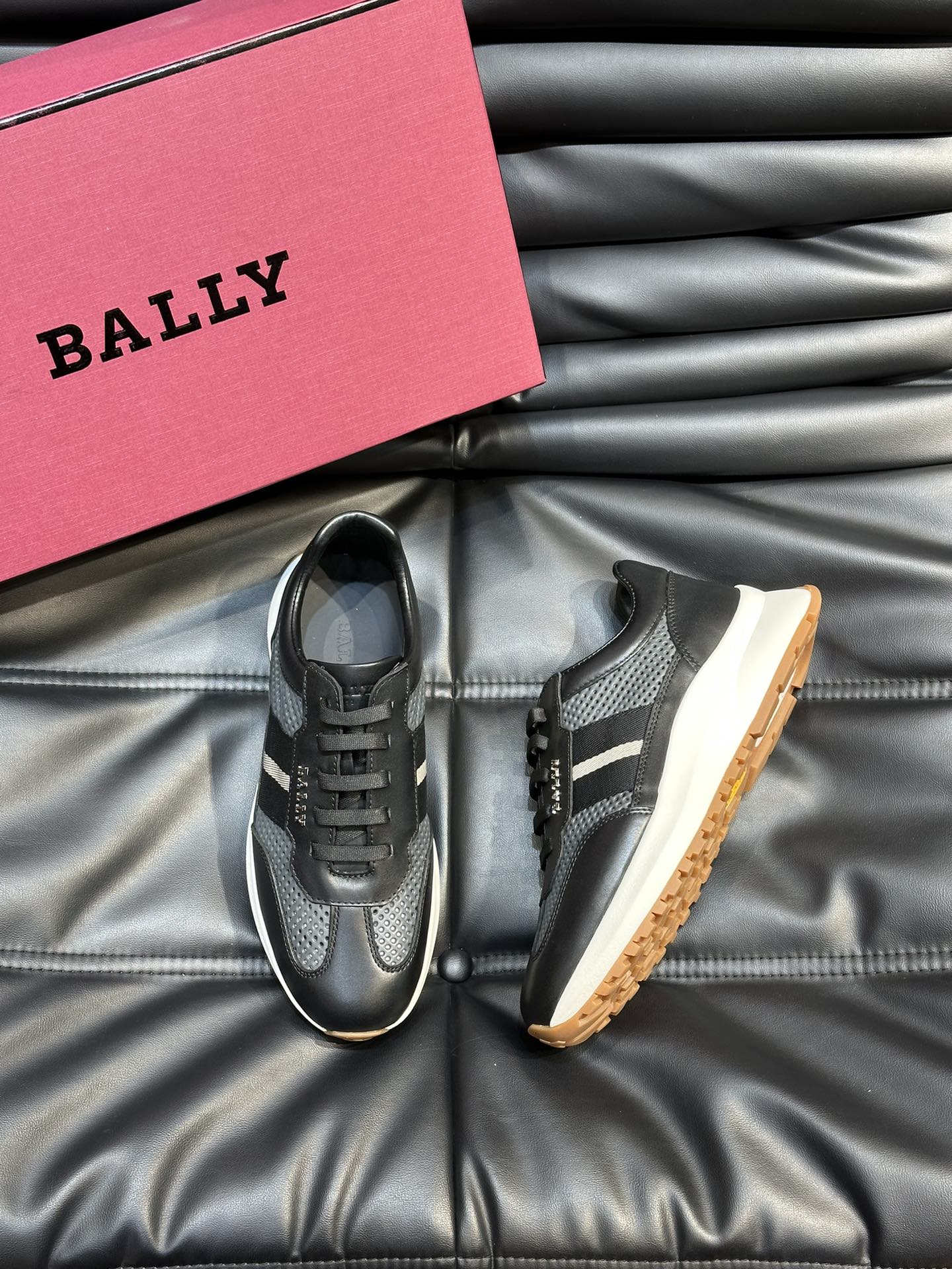 발리 BALLY 스니커즈