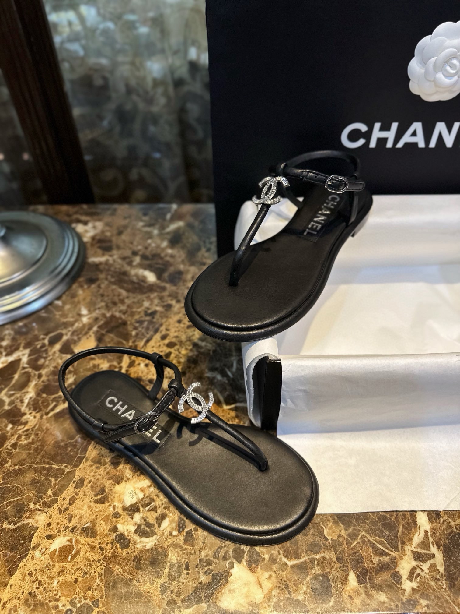 샤넬 CHANEL 샌들