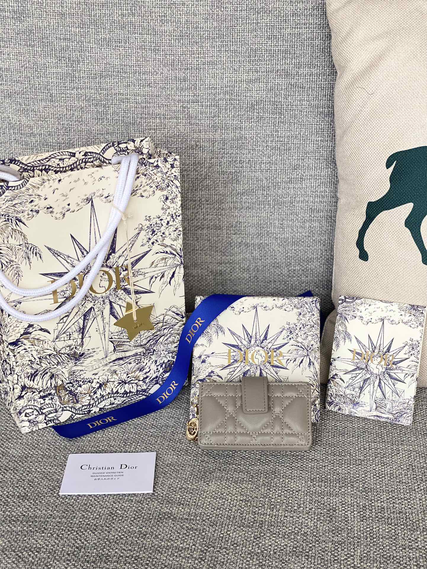 디올 Dior S00740NMJ-M990-TU 카드 케이스 10.4CM