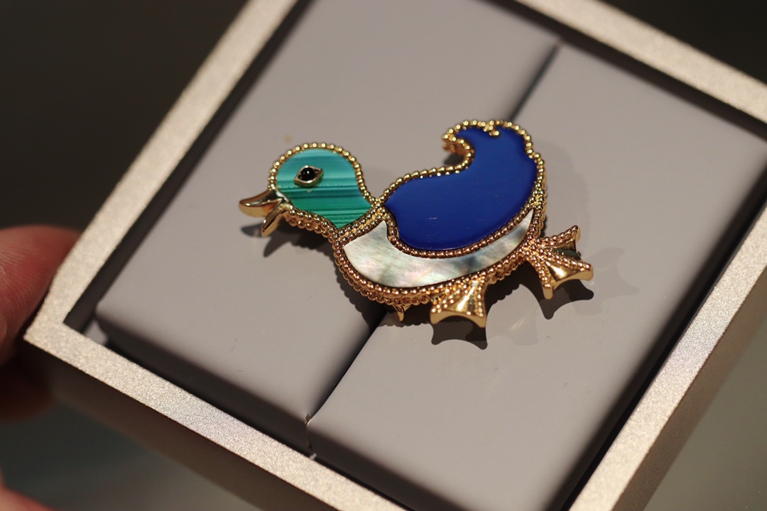 반클리프 Van Cleef & Arpels 럭키 애니멀 Lucky Animals 브로치
