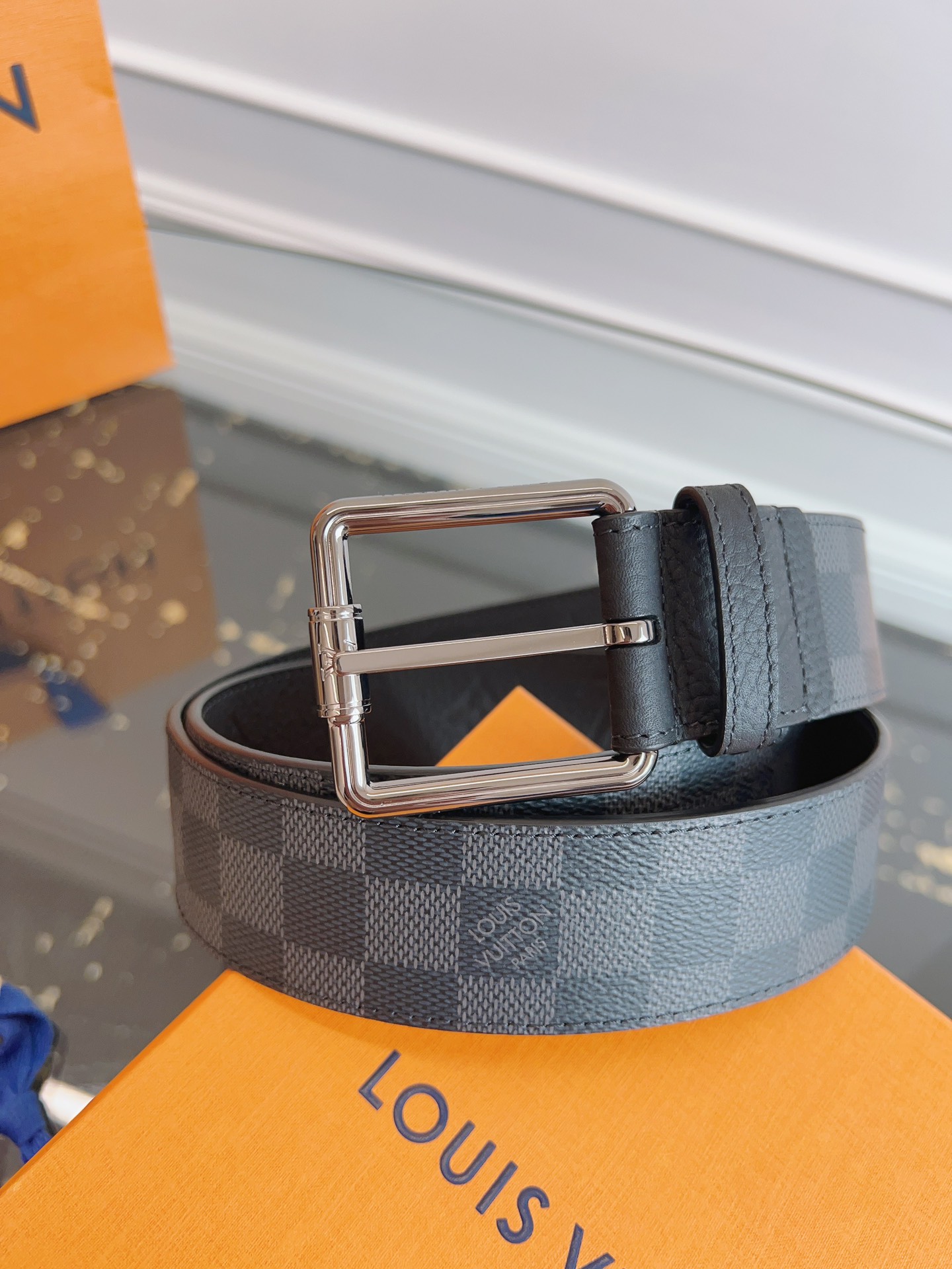 루이비통 Louis Vuitton 벨트 40mm