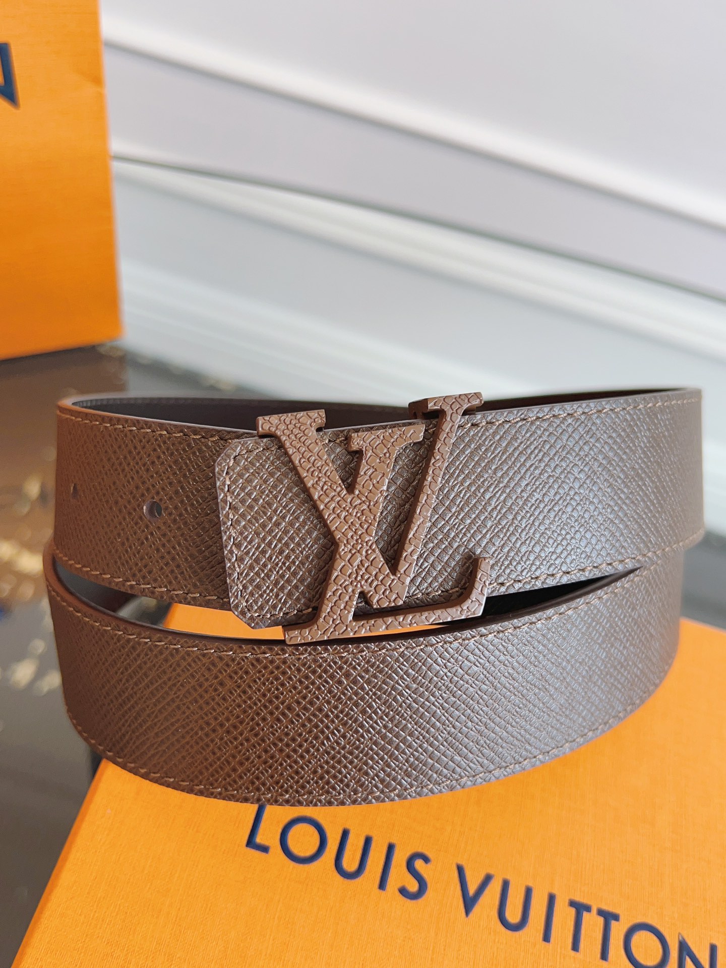 루이비통 Louis Vuitton 벨트 35mm