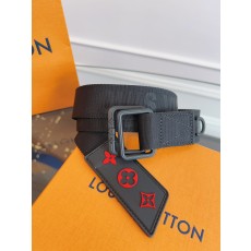 루이비통 Louis Vuitton 벨트 35mm