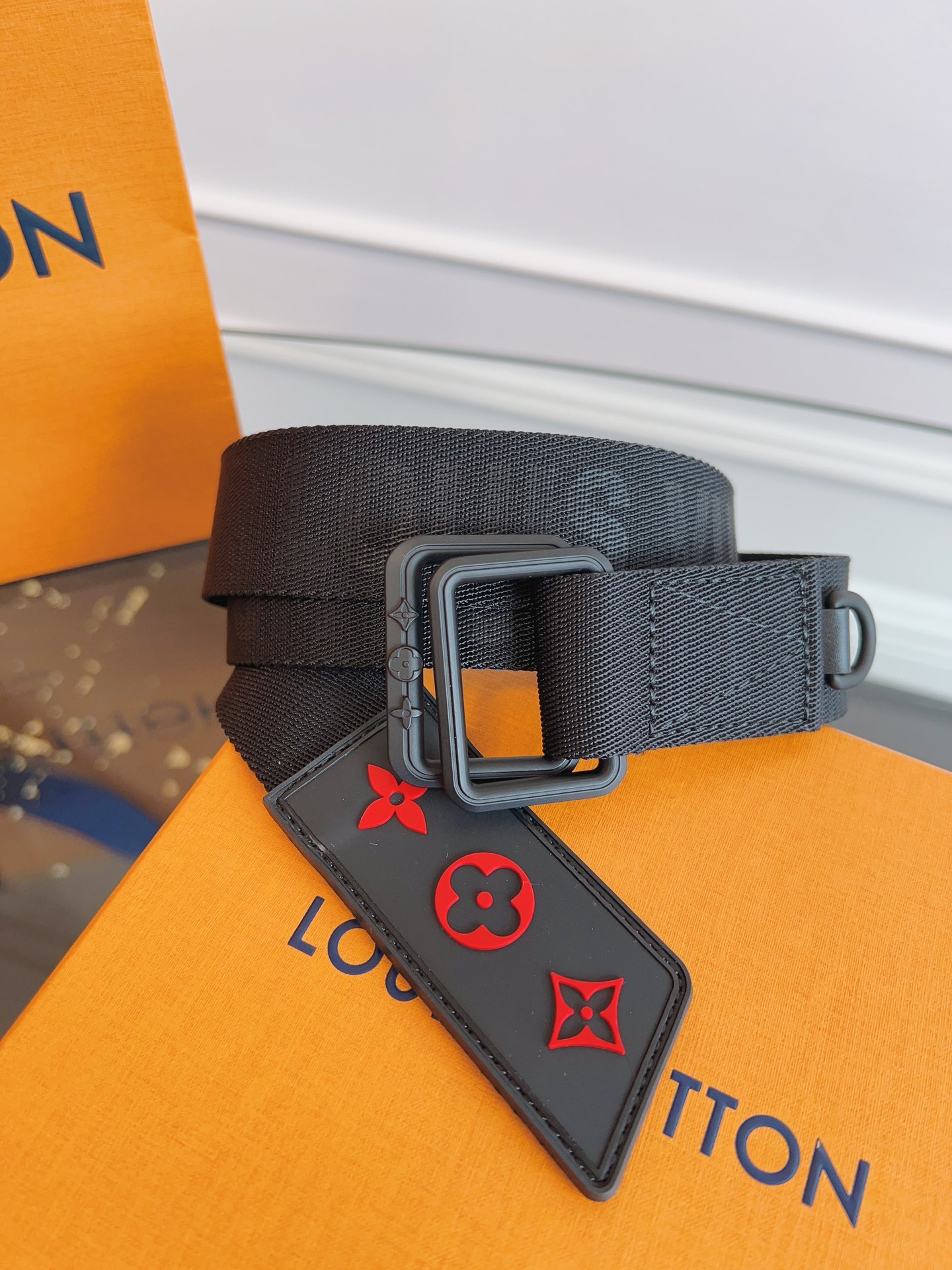 루이비통 Louis Vuitton 벨트 35mm