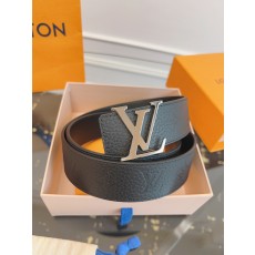 루이비통 Louis Vuitton 벨트 40mm