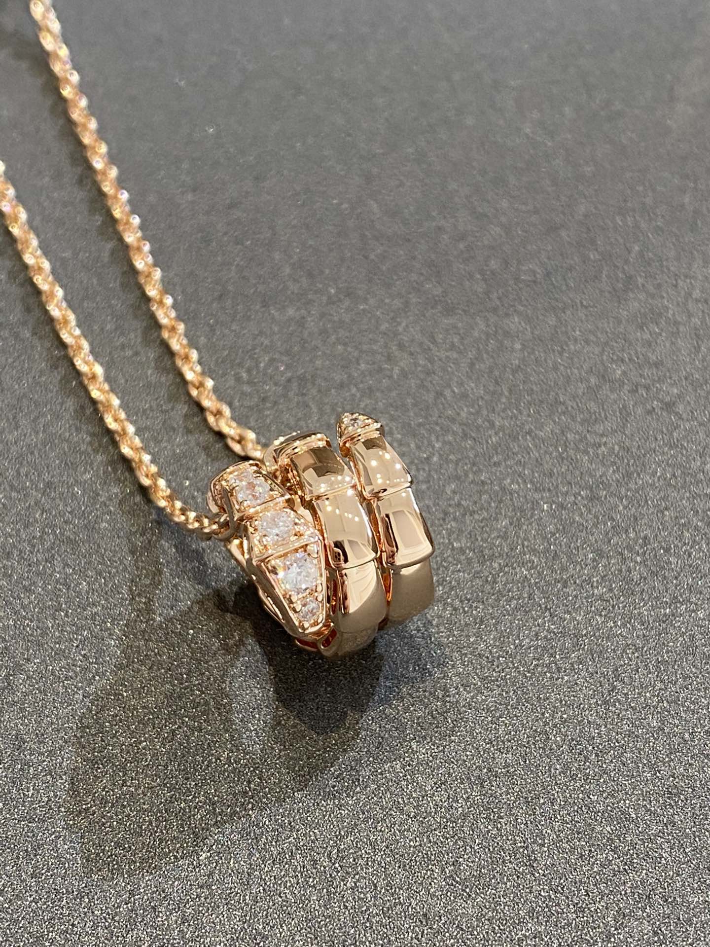 불가리 Bvlgari 세르펜티 바이퍼 SERPENTI VIPER 목걸이