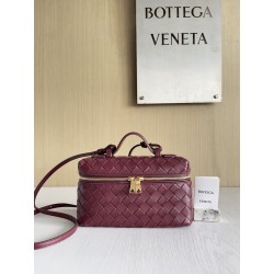 보테가베네타 Bottega Veneta 파우치