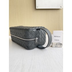 보테가베네타 Bottega Veneta 파우치