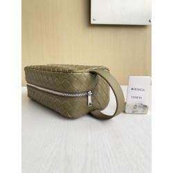 보테가베네타 Bottega Veneta 파우치