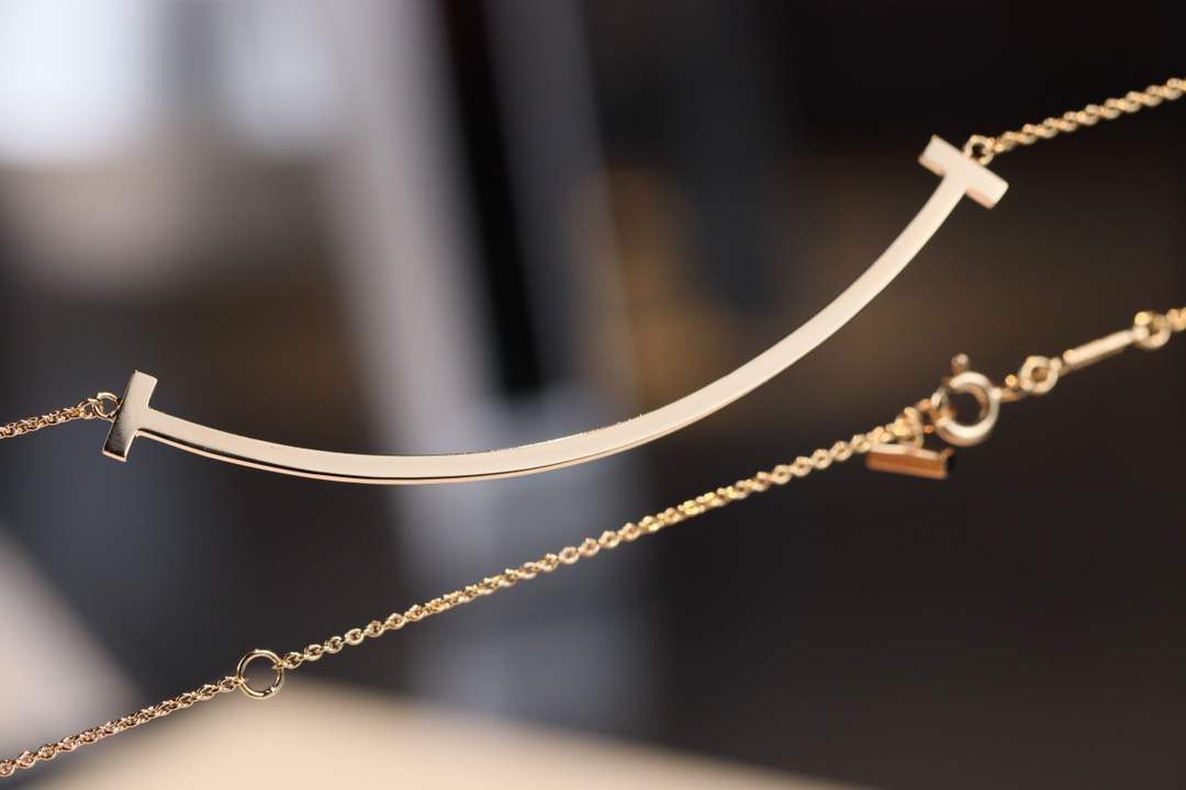티파니 Tiffany&Co 네로우 Tiffany T 목걸이