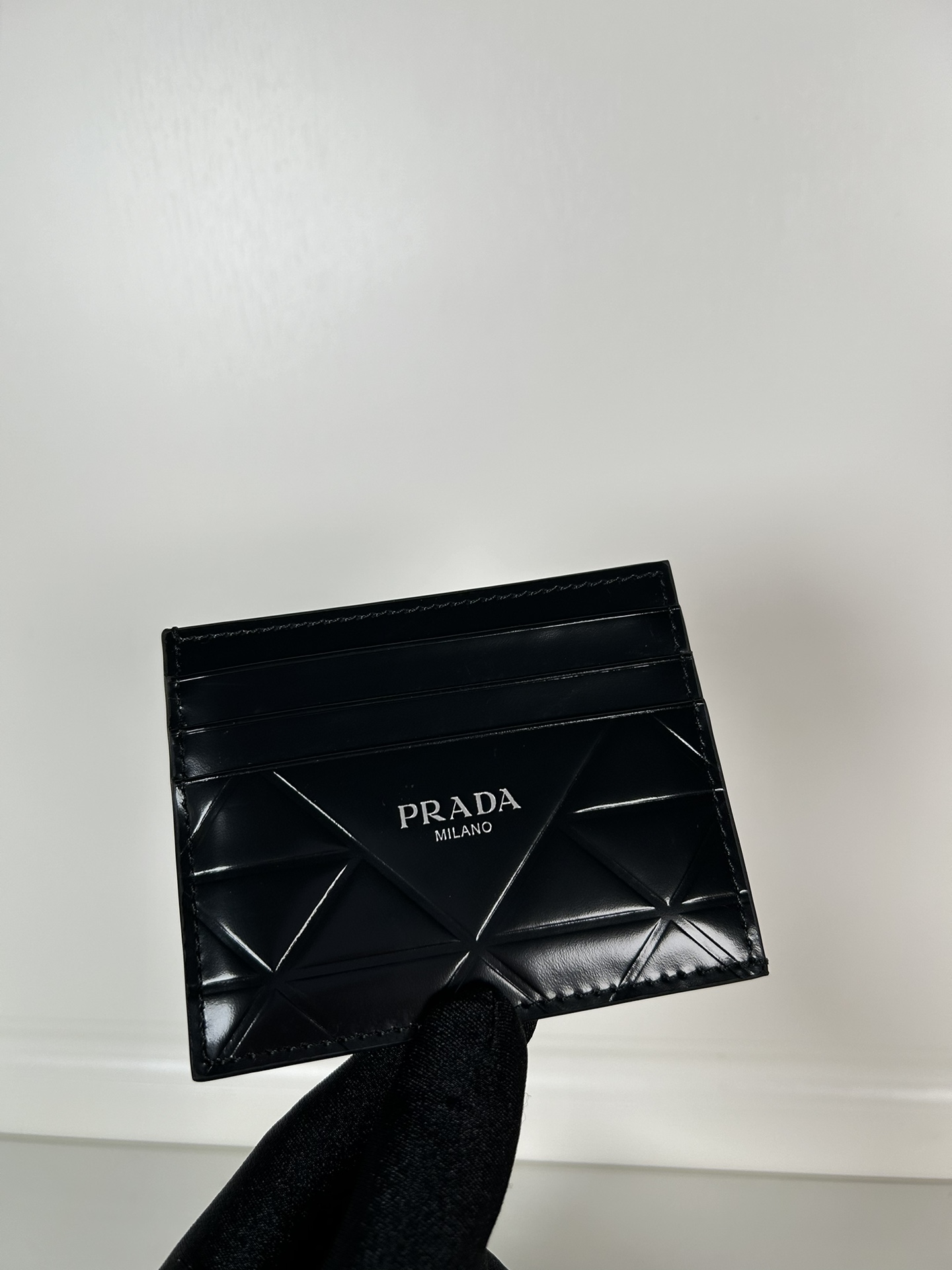 프라다 Prada 2M0513 카드 가방 11CM