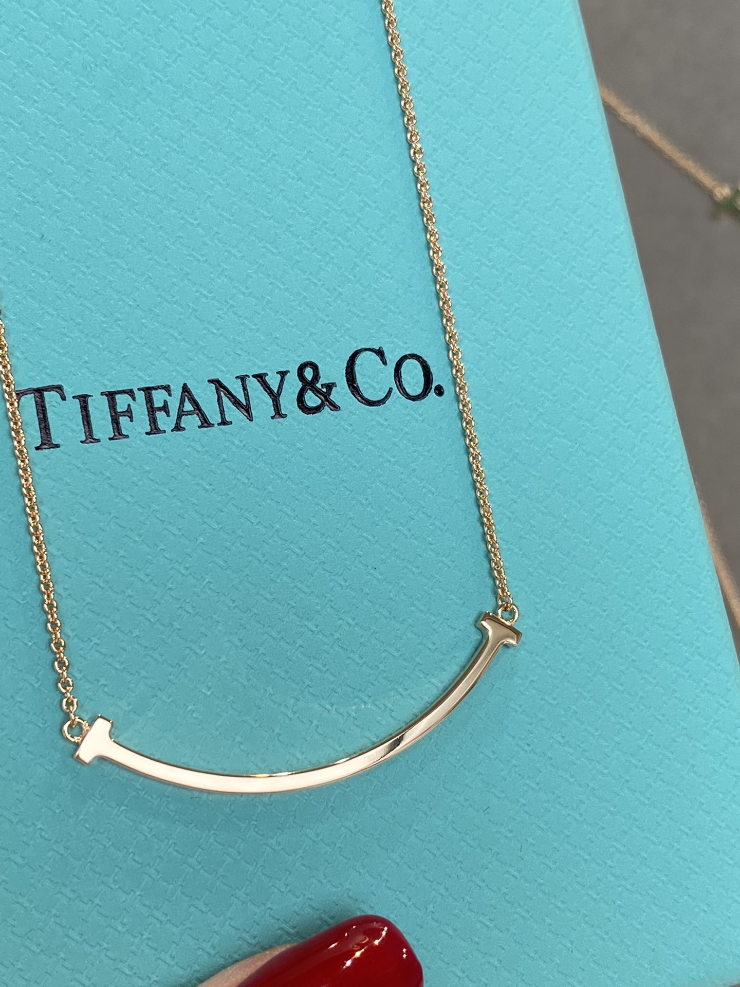 티파니 Tiffany&Co 네로우 Tiffany T 목걸이