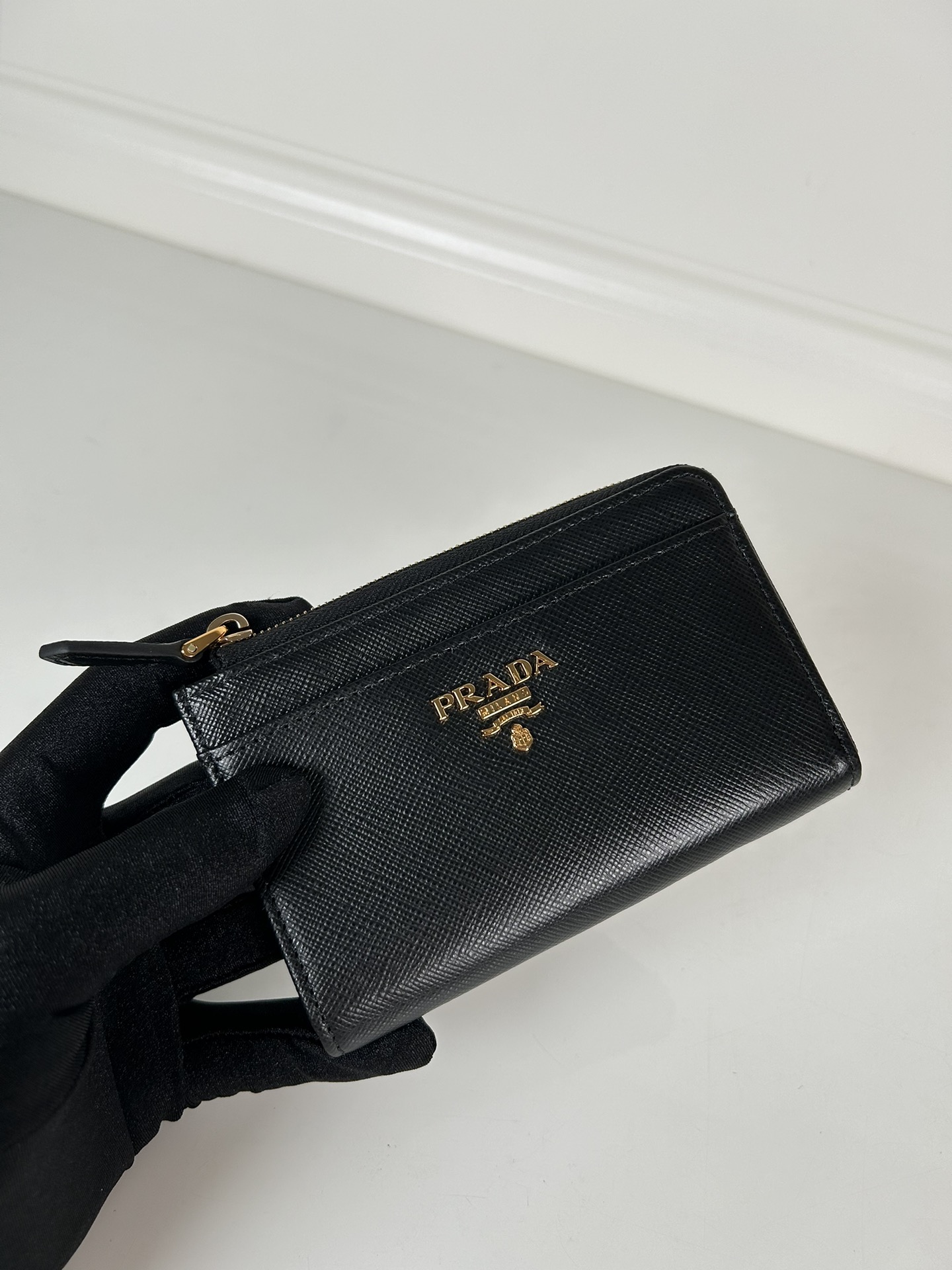 프라다 Prada 1PP122 지갑 8.5CM