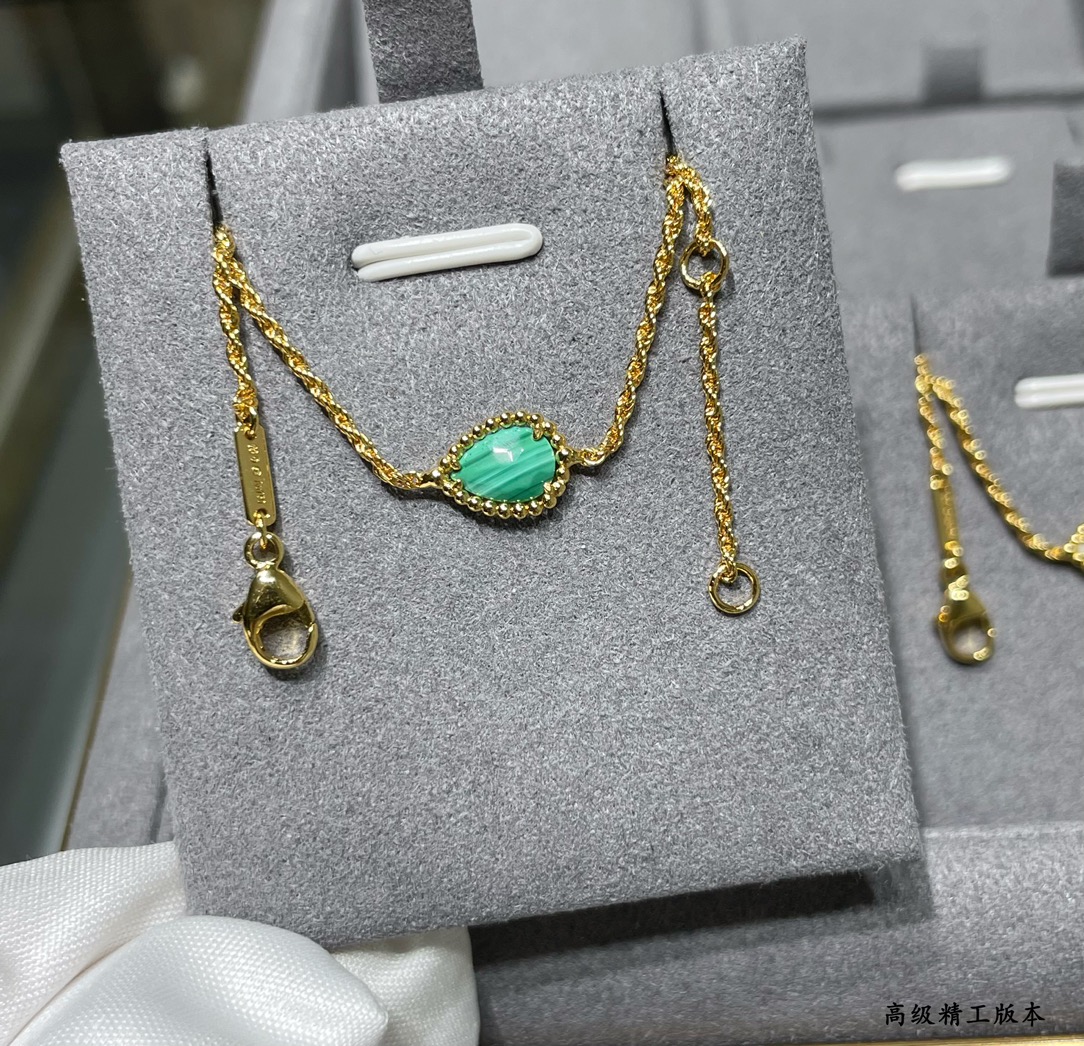 부쉐론 Boucheron serpent bohème 다섯 개의 모티브로 팔찌