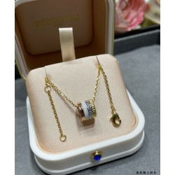 부쉐론 Boucheron quatre classique 콰트로 클래식 목걸이