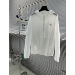 아크테릭스 ARC'TERYX 재킷