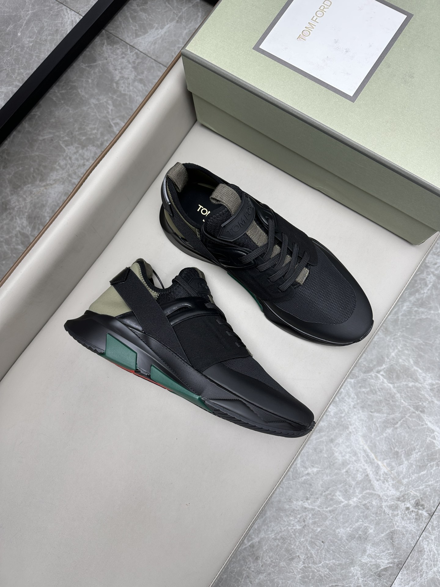 톰 포드 Tom Ford 스니커즈
