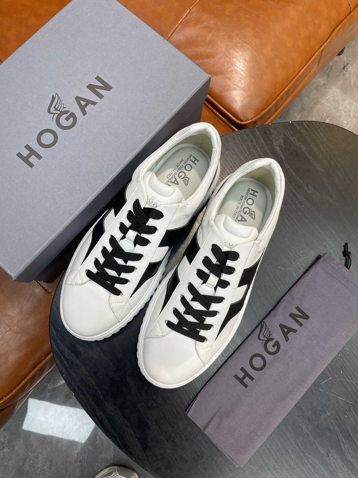 Hogan interaction 스니커즈