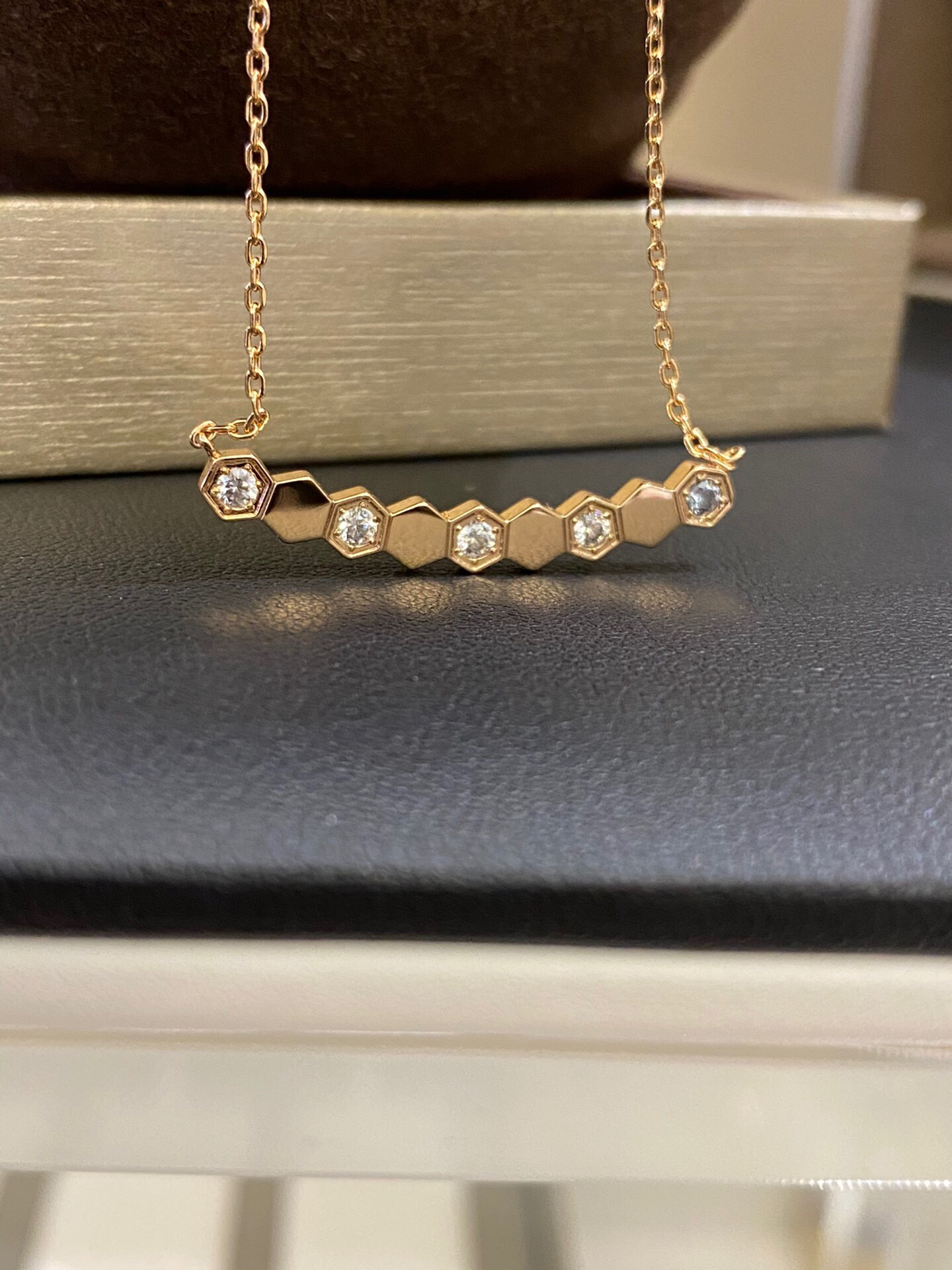 쇼메 Chaumet  BEE MY LOVE 목걸이