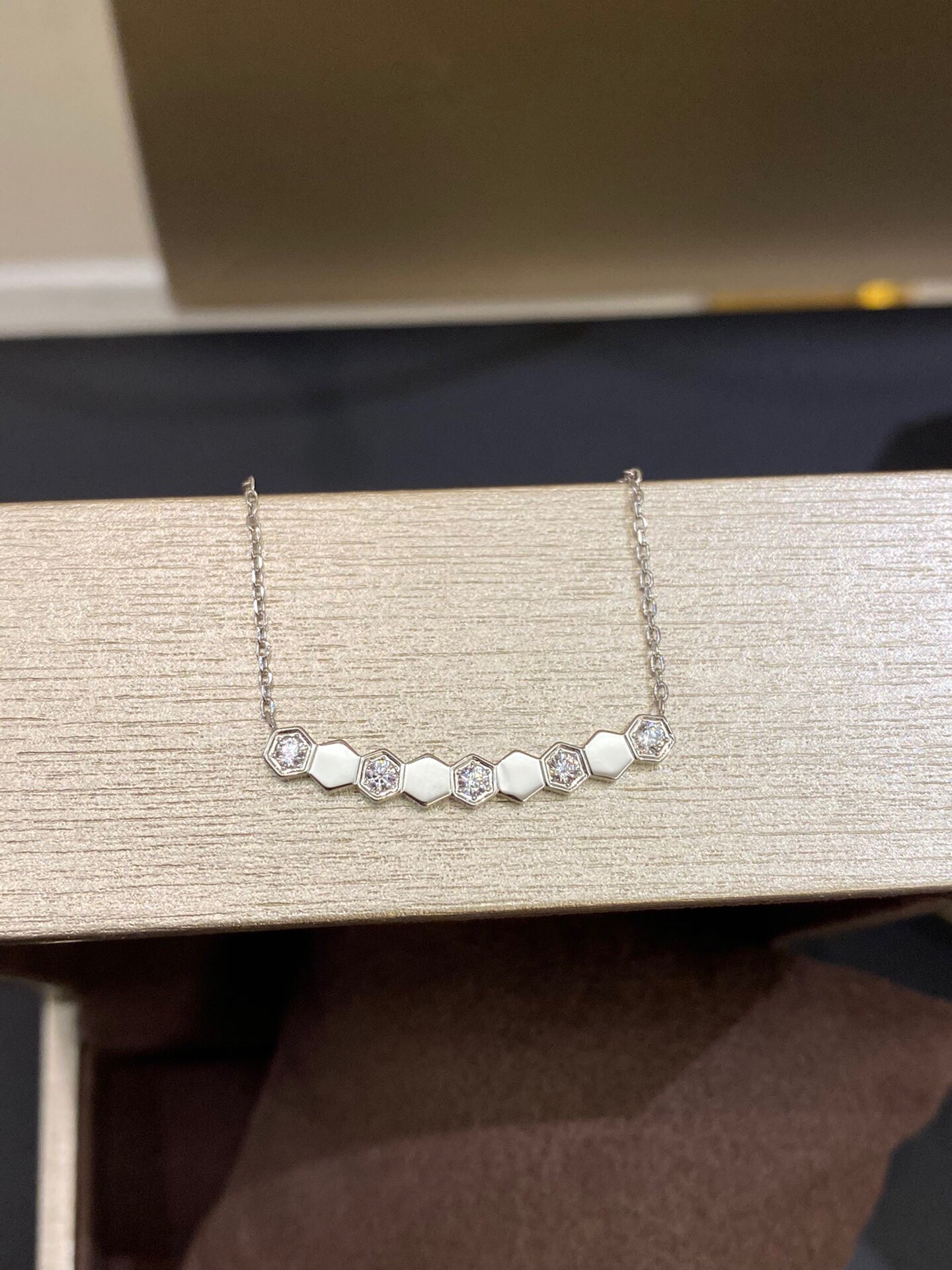쇼메 Chaumet BEE MY LOVE 목걸이