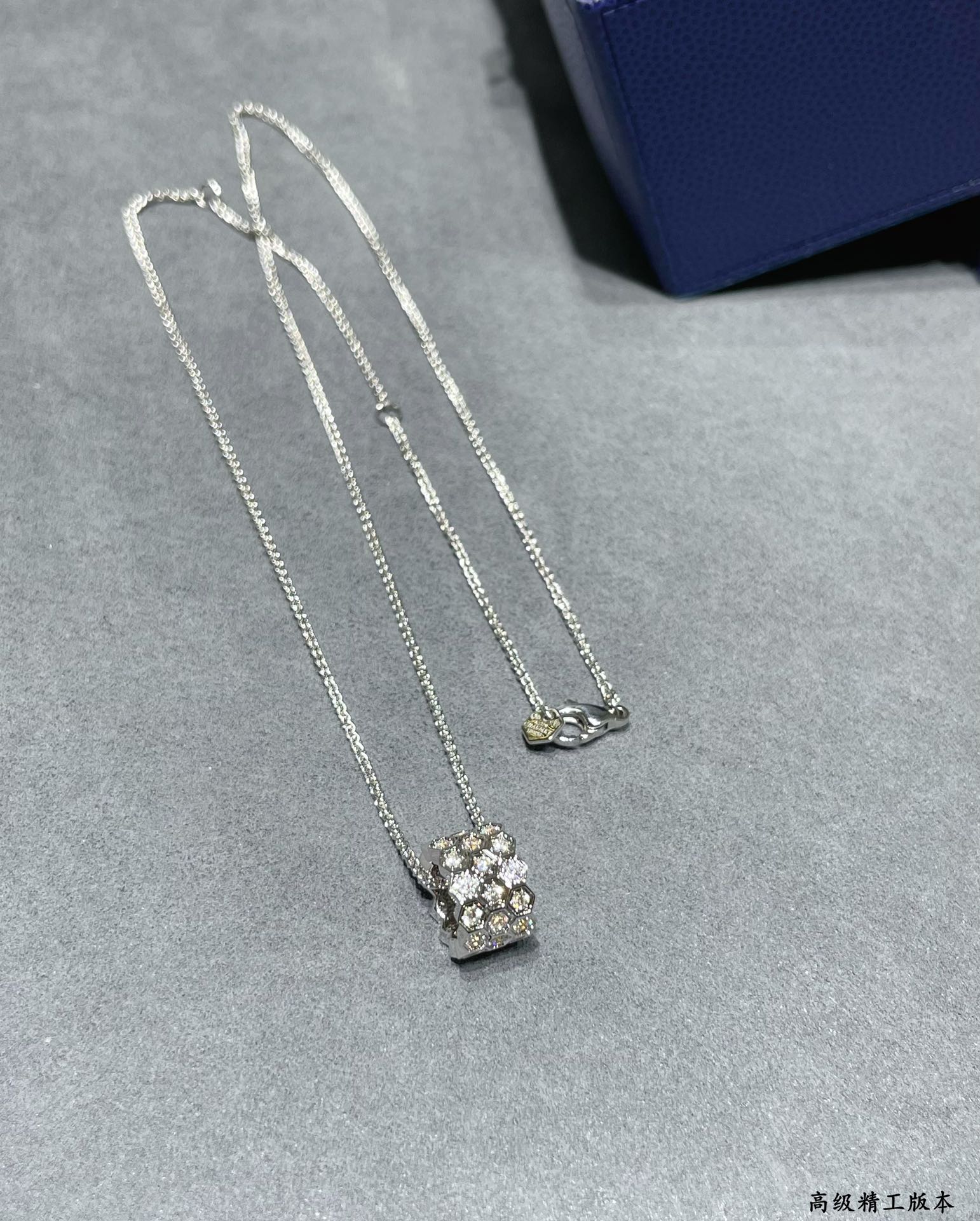 쇼메 Chaumet BEE MY LOVE 목걸이