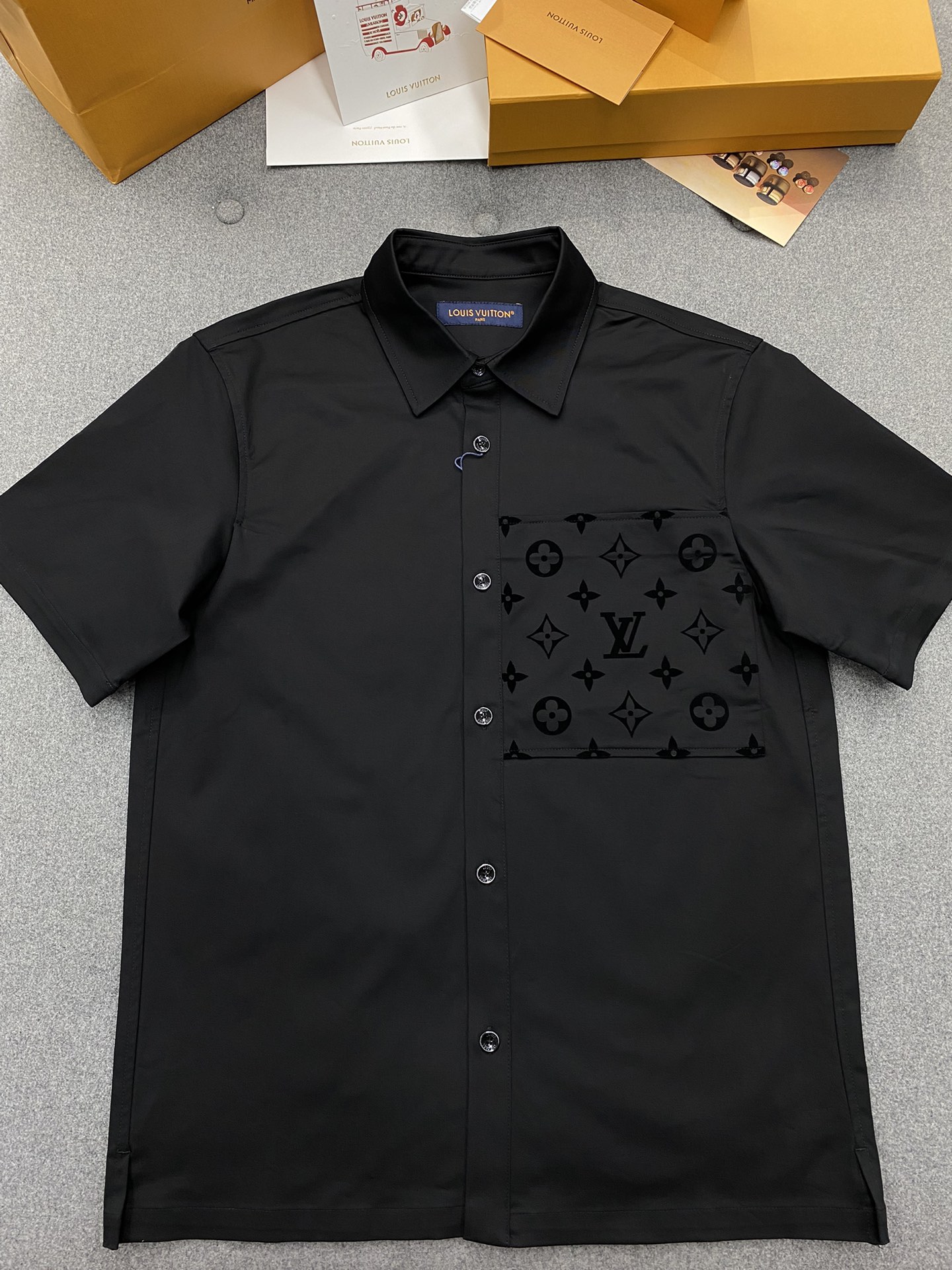 루이비통 Louis Vuitton 셔츠