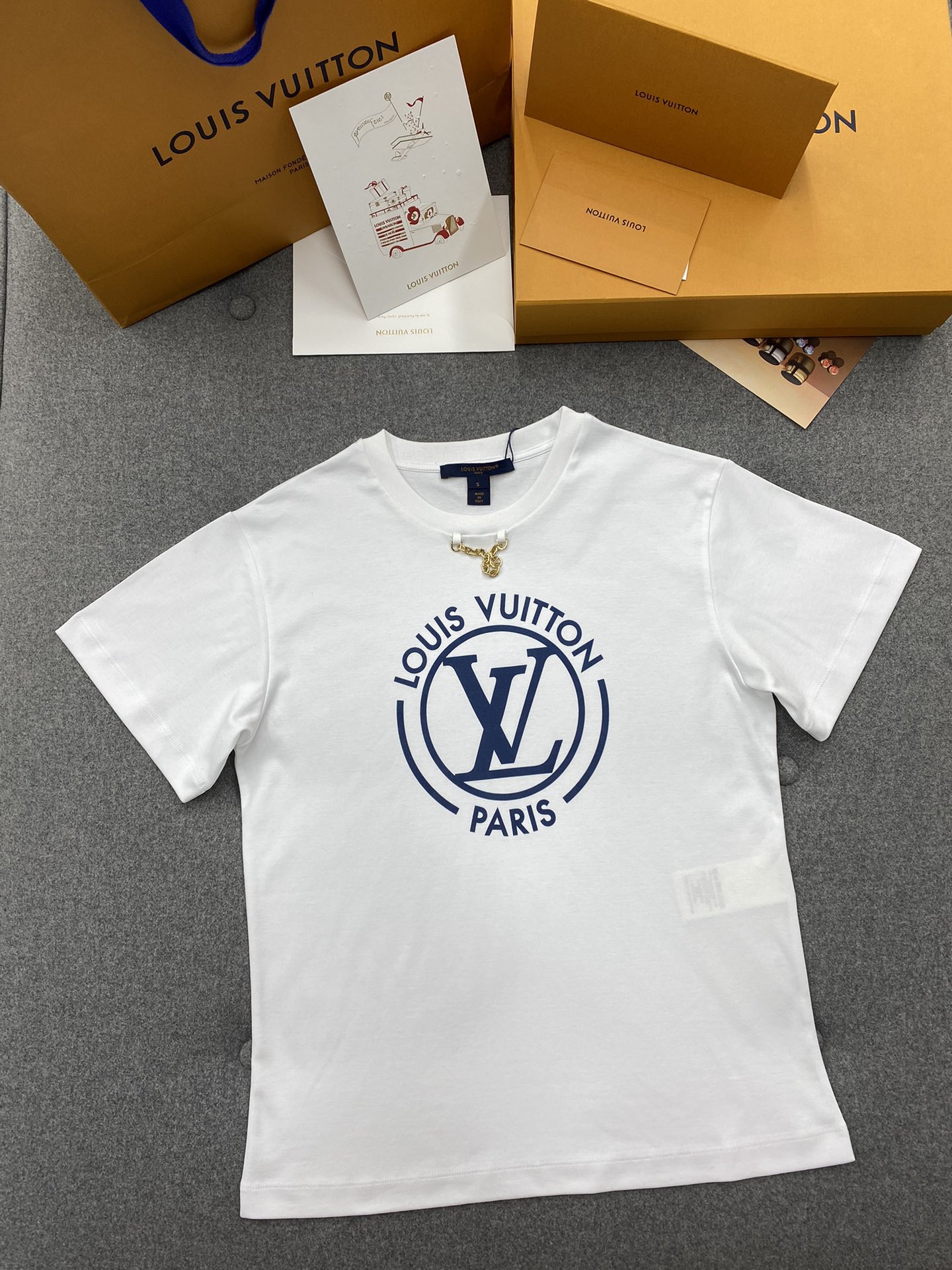 루이비통 Louis Vuitton 반팔 티셔츠