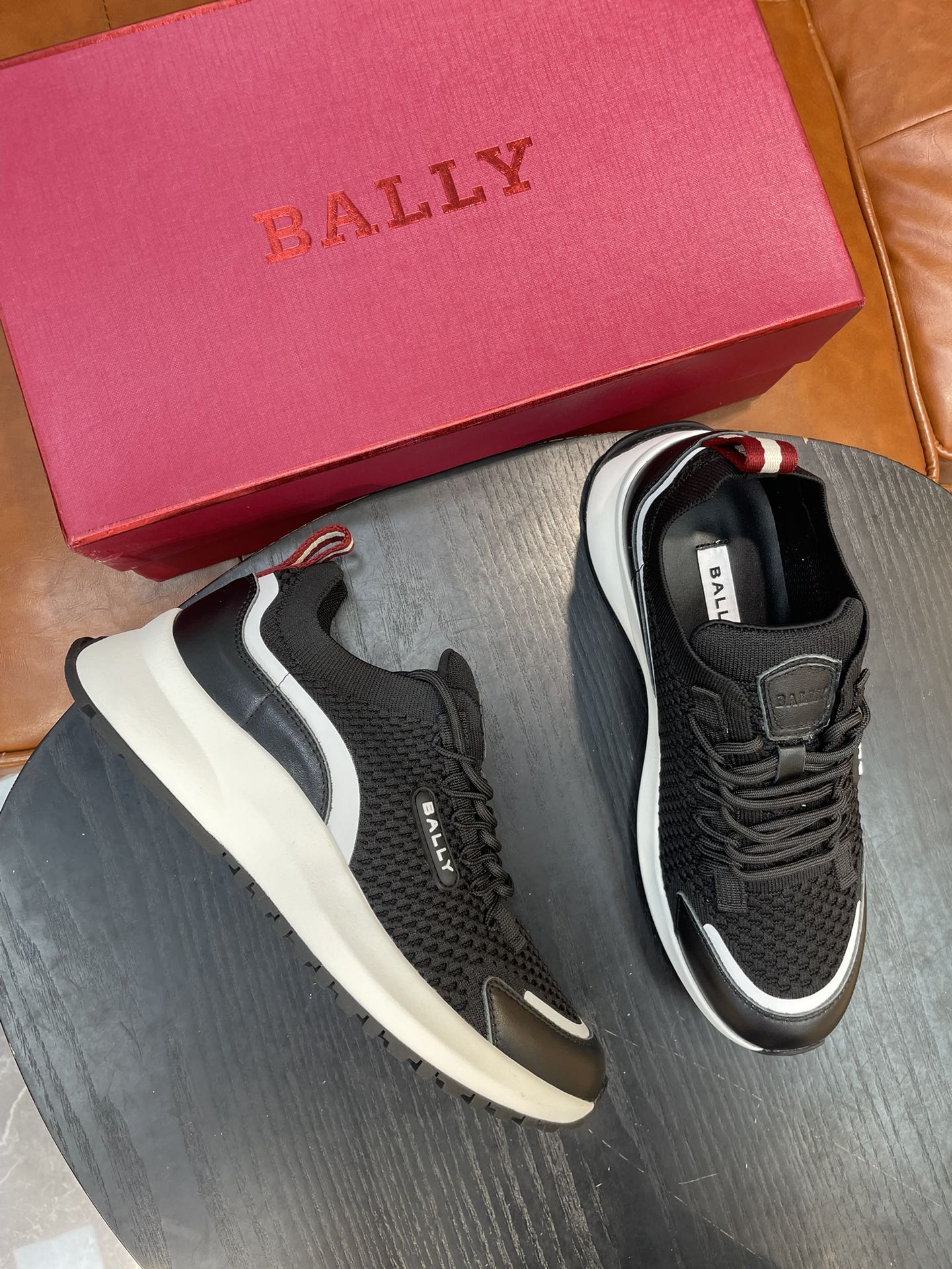 발리 BALLY 스니커즈