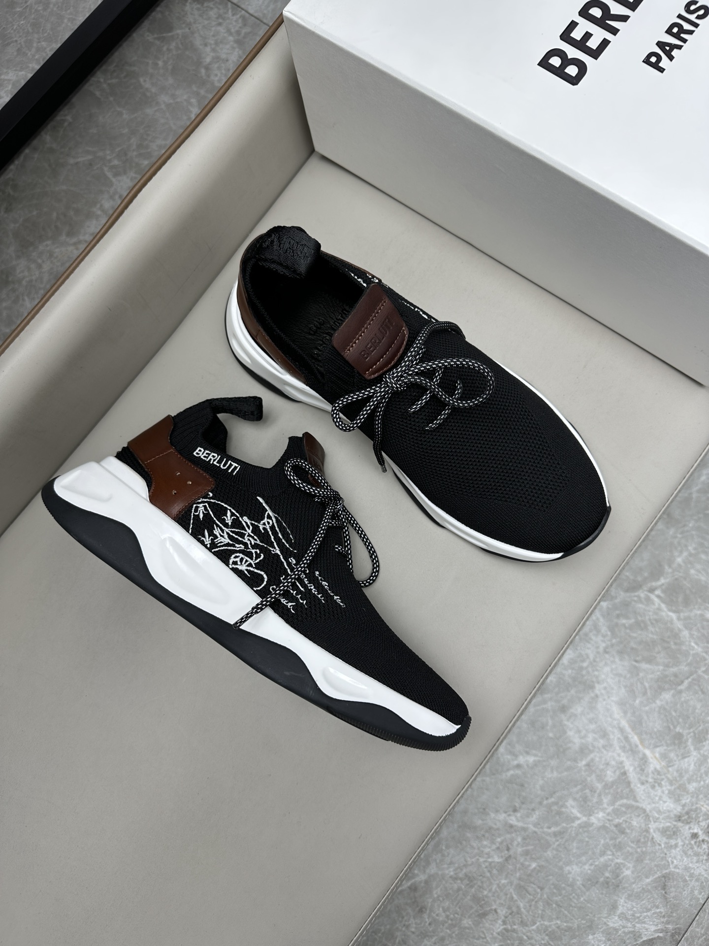 벨루티 Berluti 스니커즈
